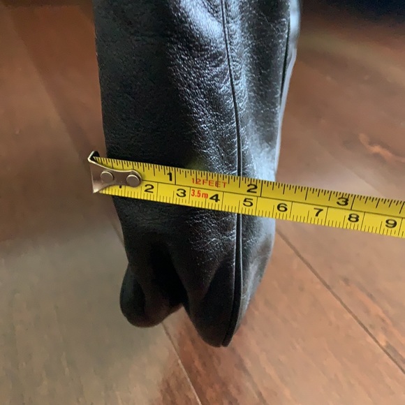 Marc by Marc Jacobs Black Shoulder Bag - Picture 8 of 10